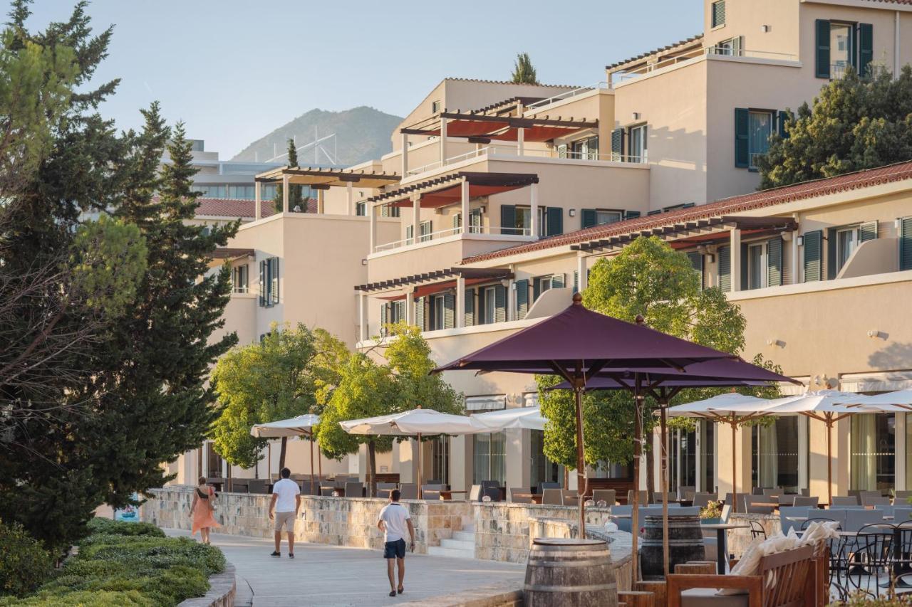 Sun Gardens Dubrovnik Hotel Orašac Kültér fotó The Westin Resort & Villas, Naoussa, Paros
